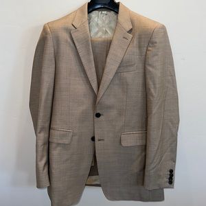 Burberry - Suit Made in Italy - 48R (38R US) - Luxurious Quality